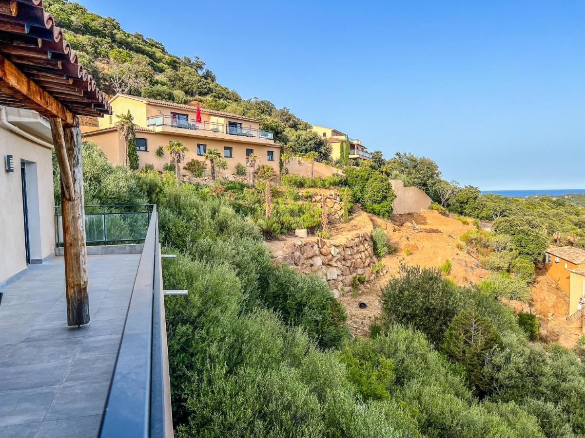 Via Mare Hotell Sainte-Lucie de Porto-Vecchio Exteriör bild