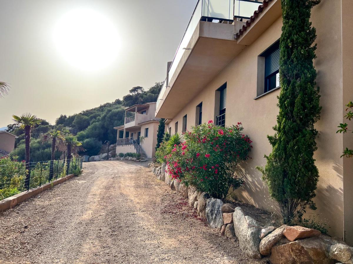 Via Mare Hotell Sainte-Lucie de Porto-Vecchio Exteriör bild